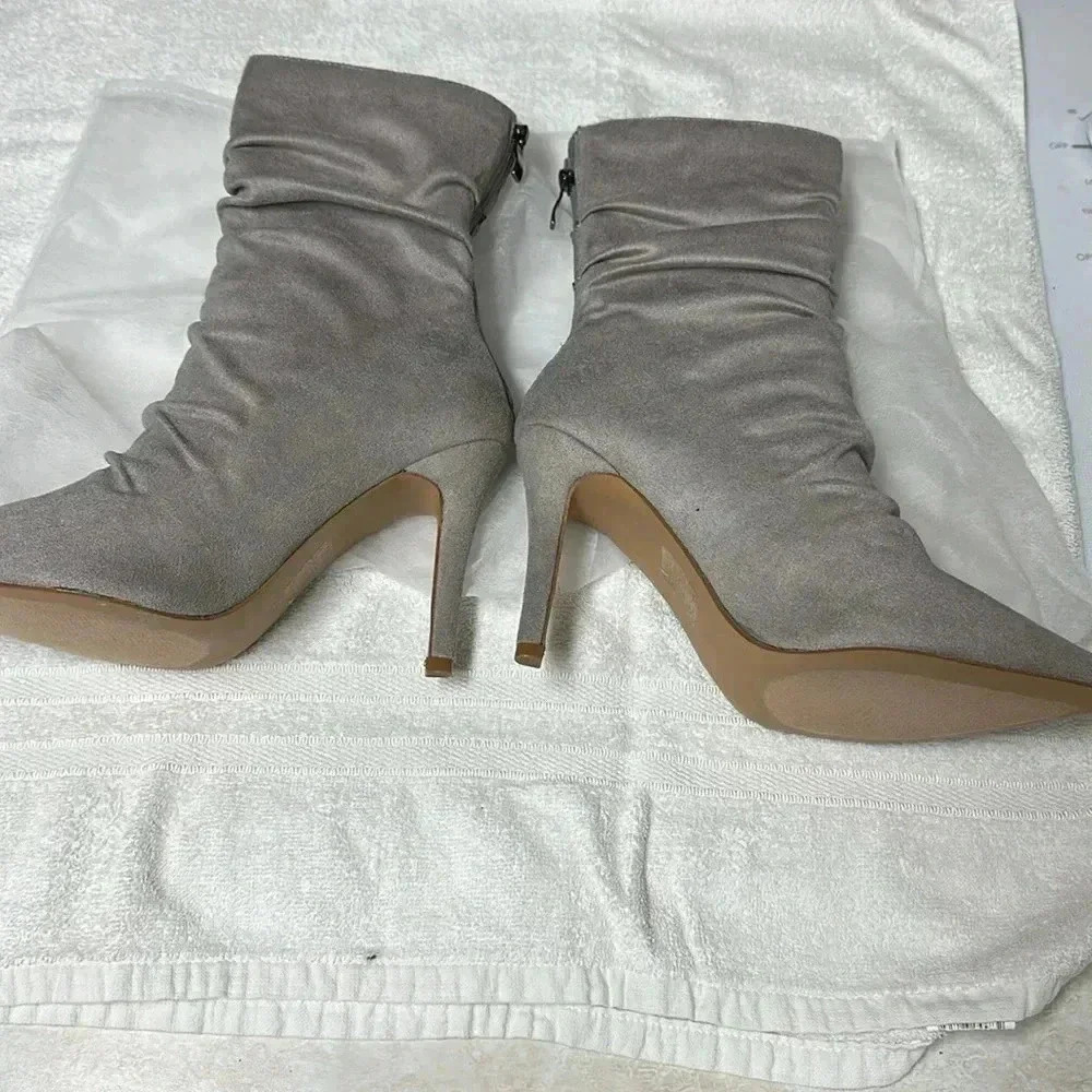 Journee Collection boots - Picture 3 of 9
